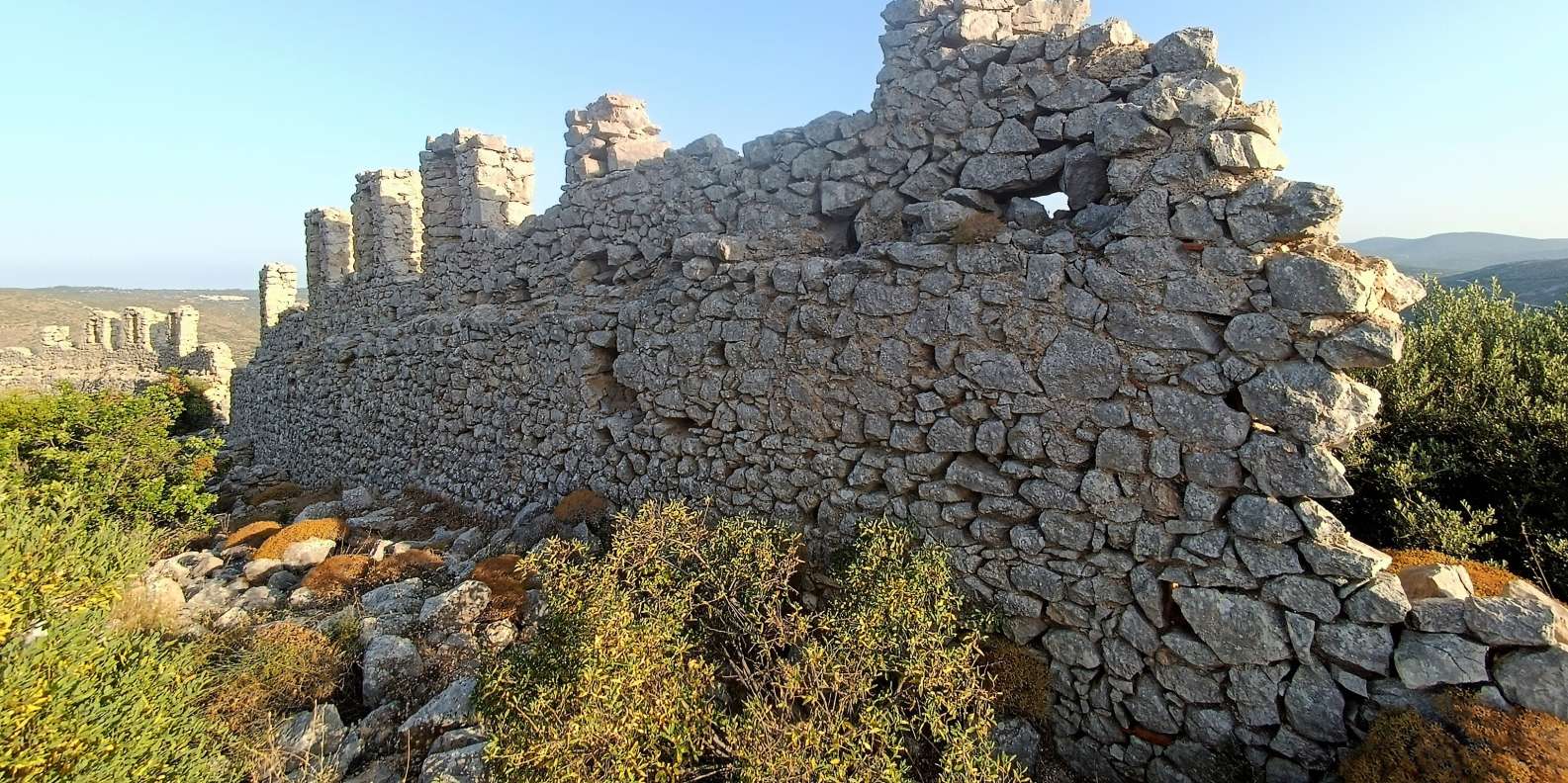 Chios: Armolia Castle Hiking - Image 16