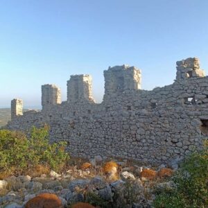 Chios: Armolia Castle Hiking